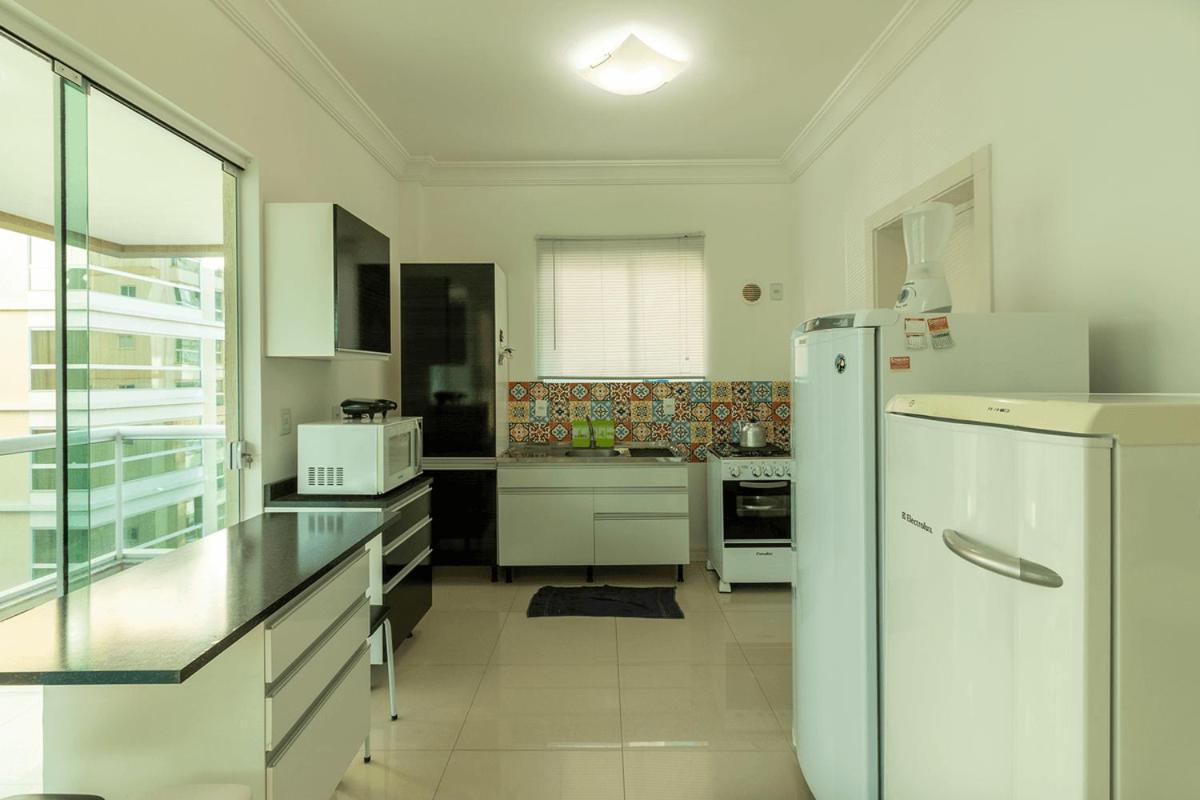 Curtindo Meia Praia Das Alturas Apartamento Itapema Exterior foto